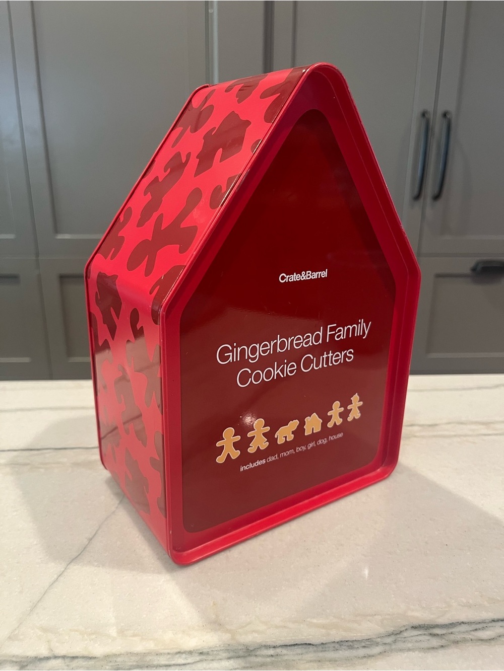 Crate&Barrel Gingerbread Family Cookie Cutter Set with Tin